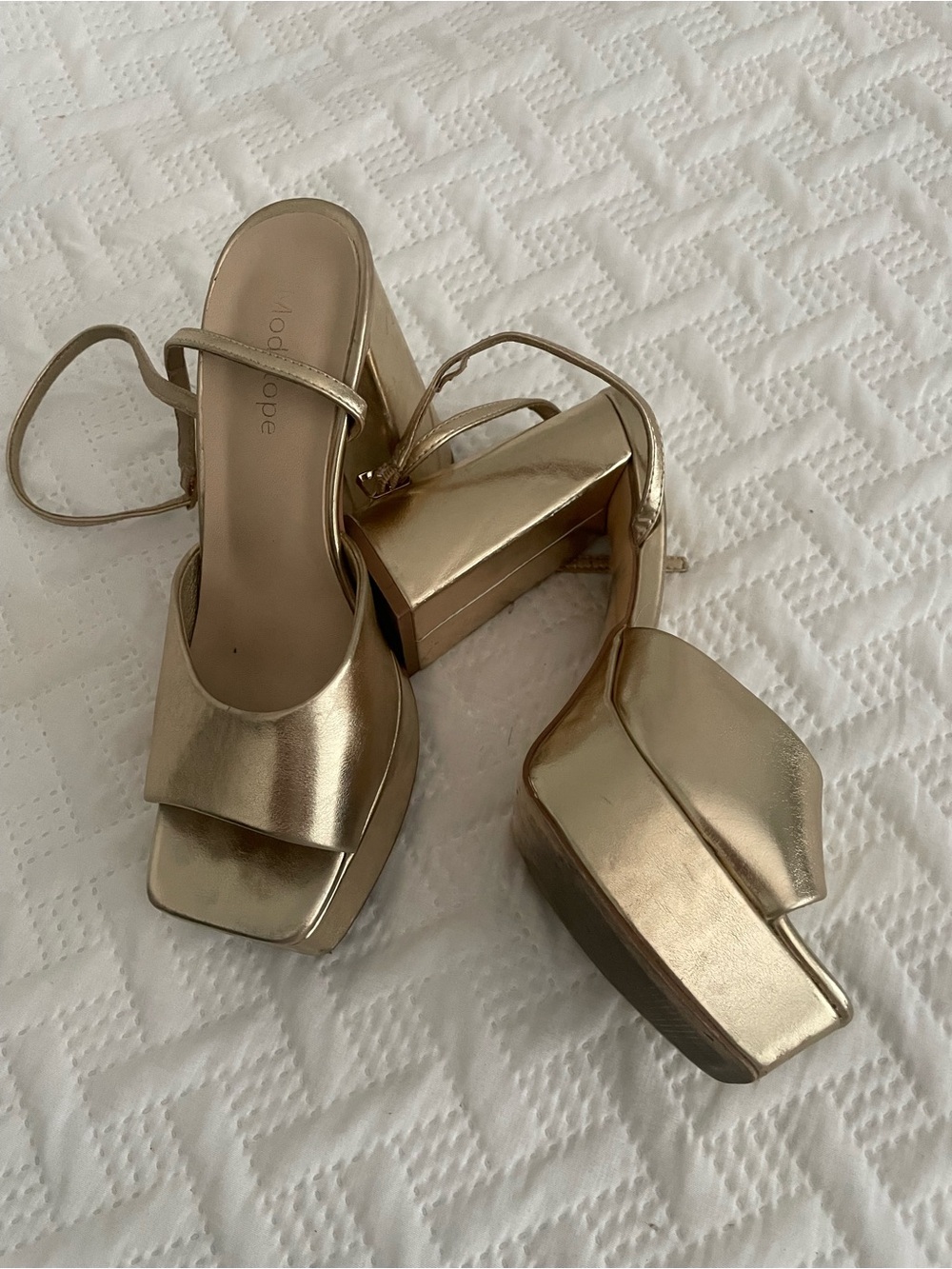 Modest Hope Metallic Gold Platform Block Heel Sandals - Women